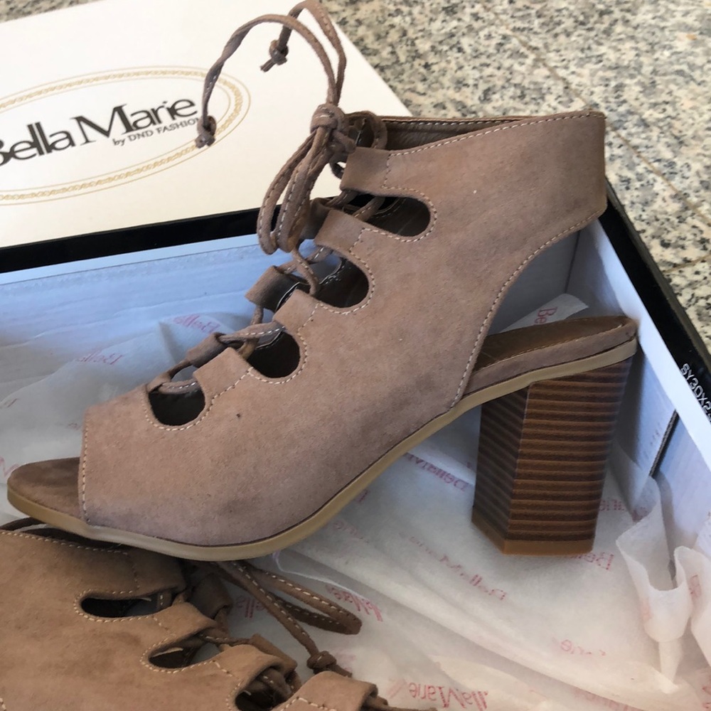 New taupe Sandals